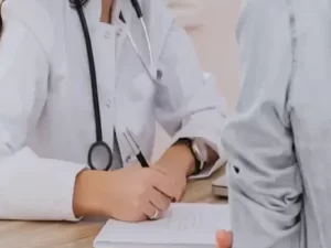 علت بزرگ بودن لابیا